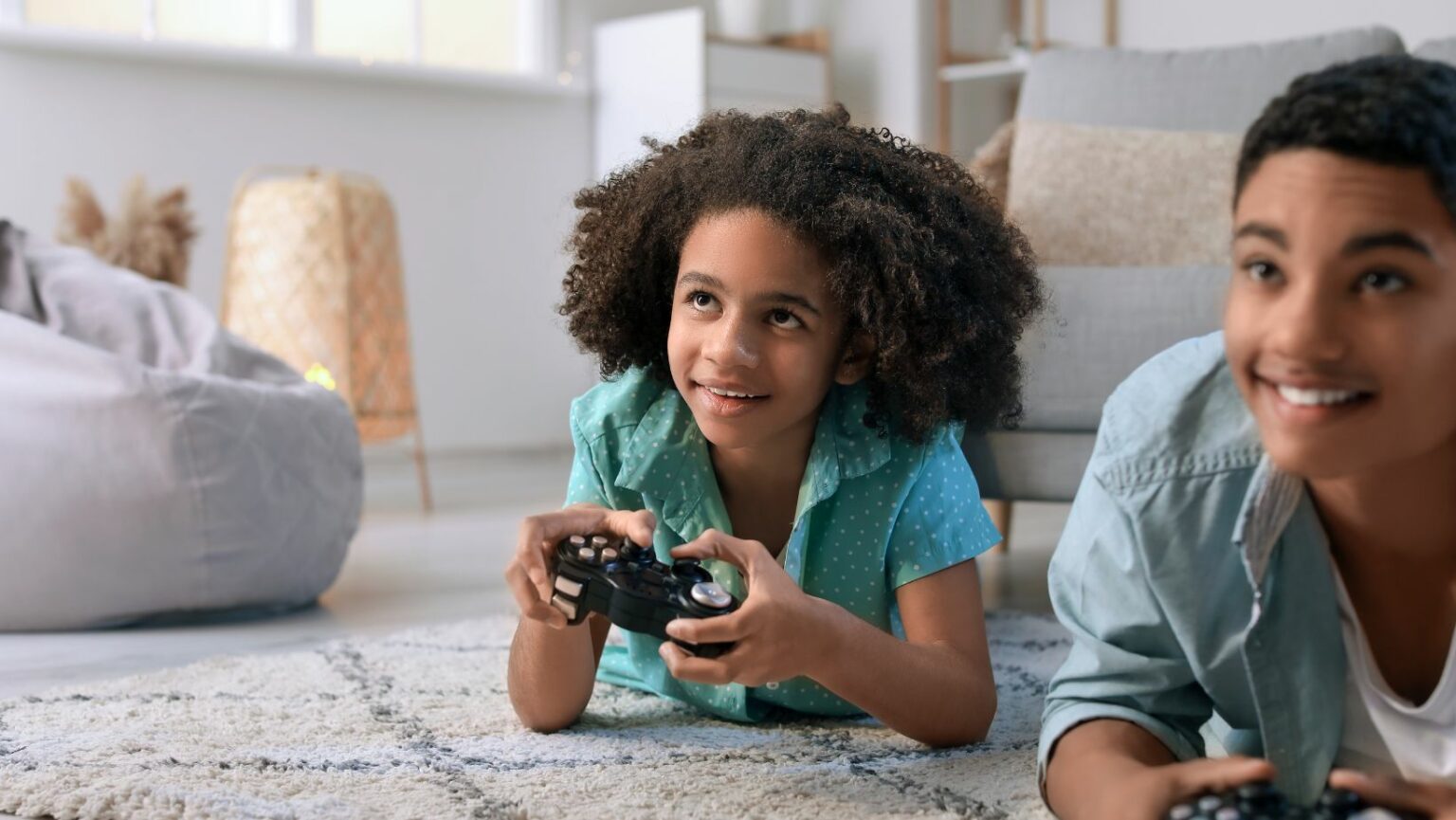 How to Craft Chests in Terraria Find the Materials you Need