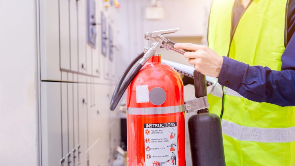 Conducting a Fire Risk Assessment for Commercial Smoke Detector Installation