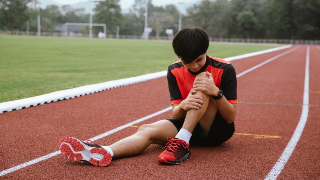 How to Treat Sports Injuries Before They Become Long-Term Issues