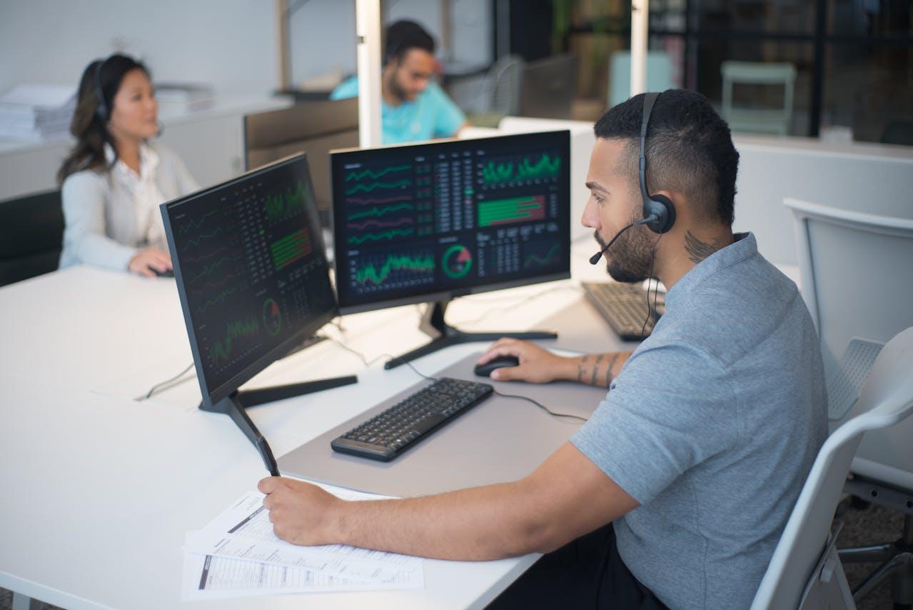 slas comparison it firms, response time analysis it companies, after hours support it vendors, it support service level agreement, it firms response times, it service coverage, it vendor sla features, it support comparison, it firms service levels, it response time benchmarks